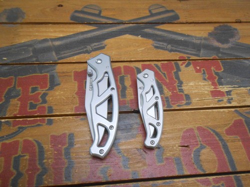 Lot gerber pocket knives - 2,